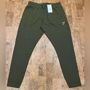Gymshark critical pants Mens size medium olive green new with tags